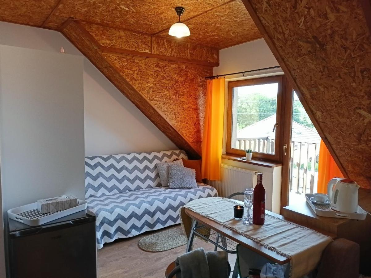 Solorena Junoszyno Exteriör bild